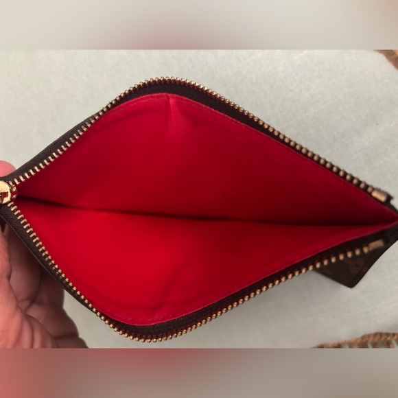 LOUIS VUITTON Pochette the Felicie - Picture 4 of 5